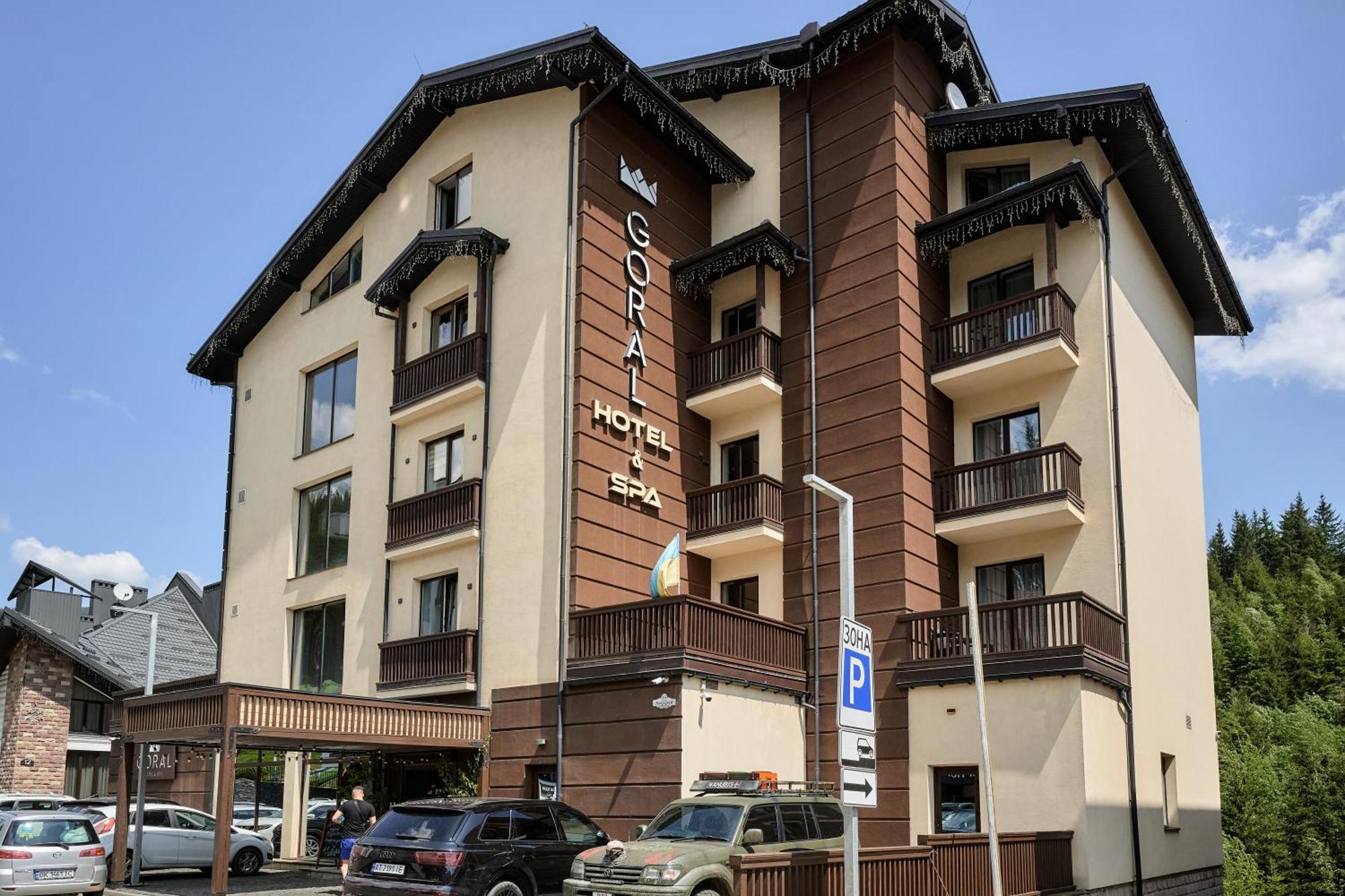 Goral & Hotel