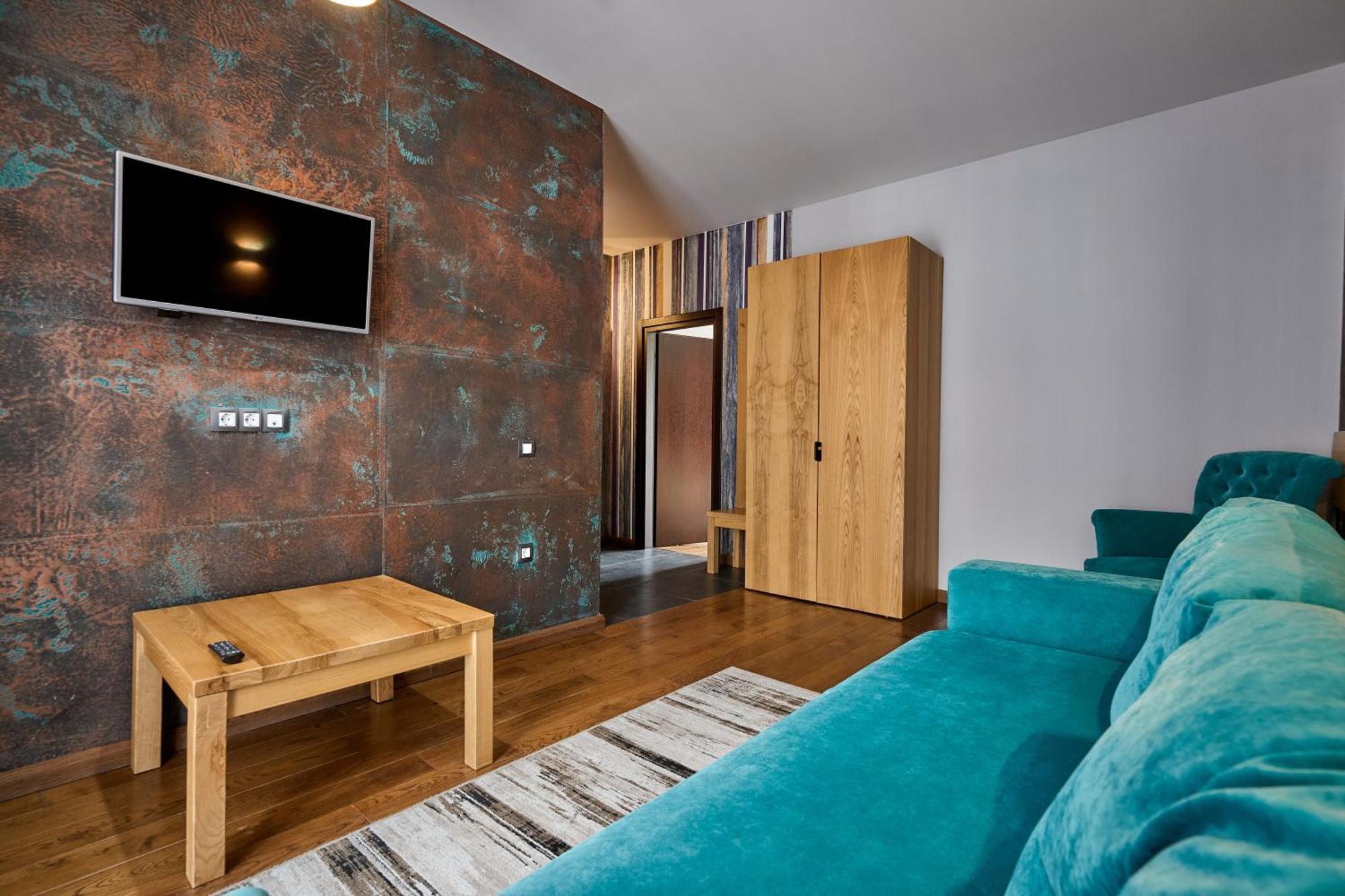 Goral & Hotel